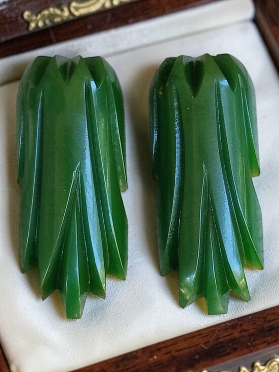 Vintage Jewelry - Vintage Art Deco Bakelite Dress Clips